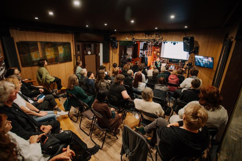 Денис Розов и Антон Спартаков. Концерт-презентация трилогии "Гипертимезия" - фото №4 Денис Розов и Антон Спартаков. Концерт-презентация трилогии "Гипертимезия" - фото №4 на Nethouse.Академия